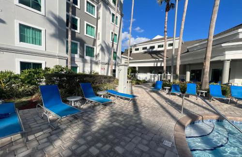 Renovated Condo near Disney Free Shuttle to Parks - Foto 58