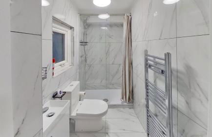 Grand 2 bed Apartment - Foto 9