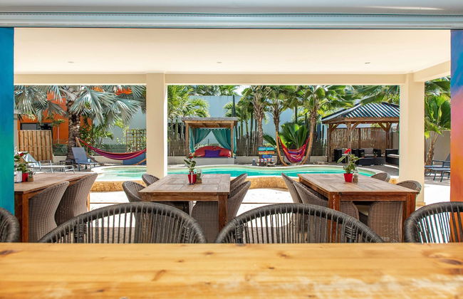 All Seasons Apartments - Photo 17