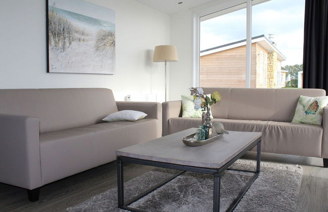 Charming Retreat for Your Escape - Photo 13