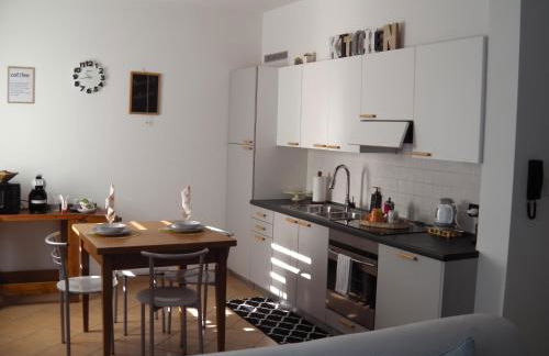 APPARTAMENTO ACERO - 2 min walk to Bernina Express - 150metri - Foto 3