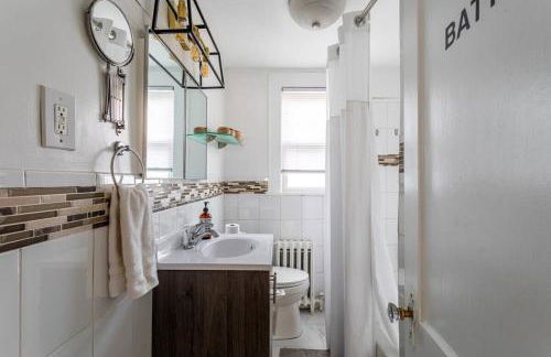 Bella room near downtown Train I-95 & beaches - Foto 52