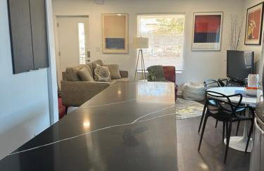 Modern Ranch near Knapp Center, Downtown - Foto 4