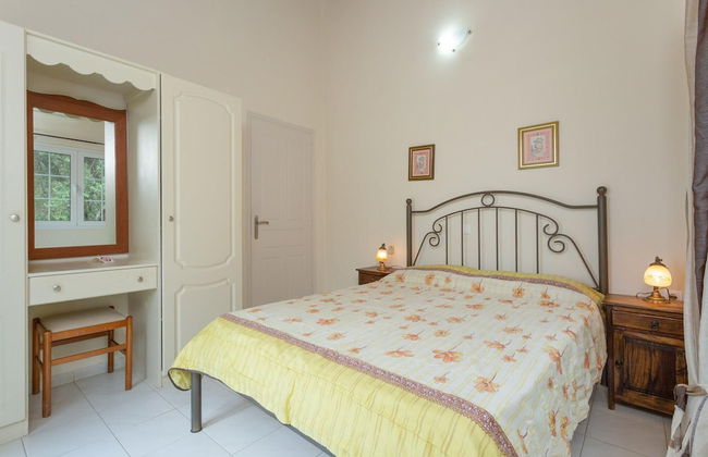 Villa Thalassa Large Private Pool Walk to Beach Sea Views A C Wifi Car Not Required - 920 - Photo 5