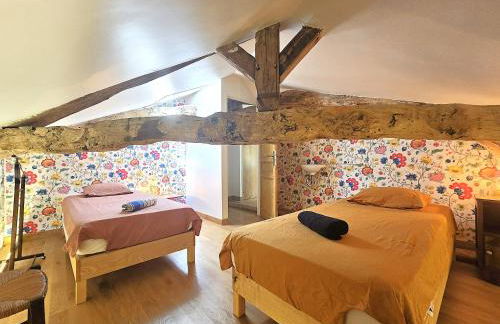 Magnifique ferme rénovée et sa piscine écologique - 15 personnes - 7 chambres - Foto 14