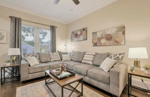 OSU and Short North 4 Bedroom Patio and Garage with EV - Foto 3