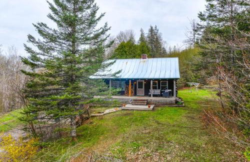 2 Mi to Lake Willoughby Peaceful Log Cabin! - Foto 1