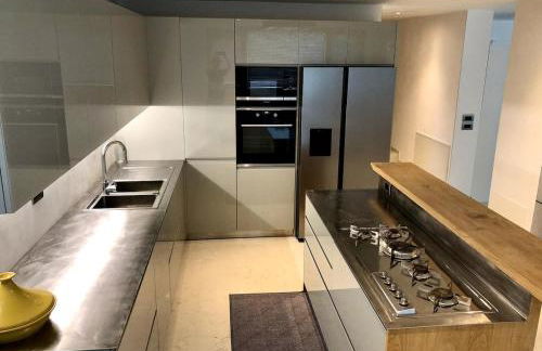 The House of Marbles - Photo 24