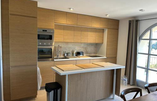 Bastidon provençal entièrement rénové et climatisé - Foto 5