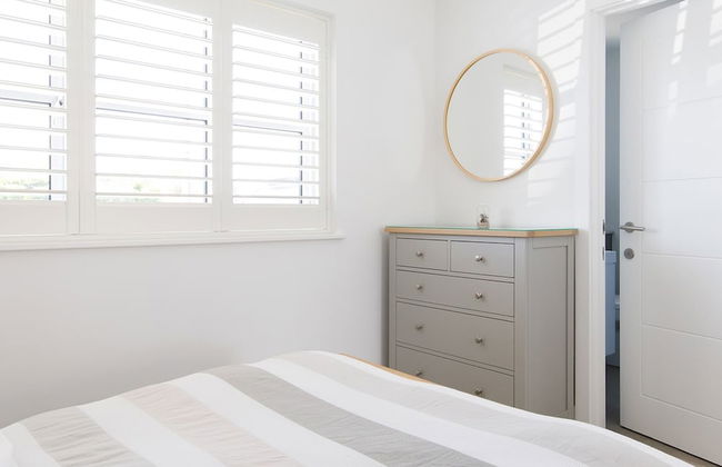 Delightful Seaside Hideaway 5 Mins to Beach - Photo 14