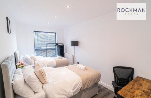 Royal Oak Apartments 3 - Secure Parking - Perfect for Contractors - 2 Bedroom - 2 Bathroom - Fast Wi-fi - Long Term Stays - - Foto 11