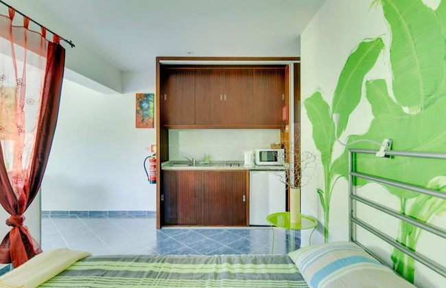 Upscale Villa With Swimming Pool and Terrace - Foto 6