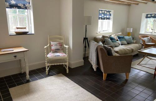 Spacious Red Brick Cottage with enclosed garden - Foto 13