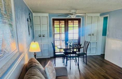 River Wilderness Waterfront Cabins - Photo 28