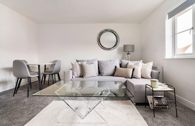 Immaculate 2-bed Apartment in Welwyn Garden City - Foto 1