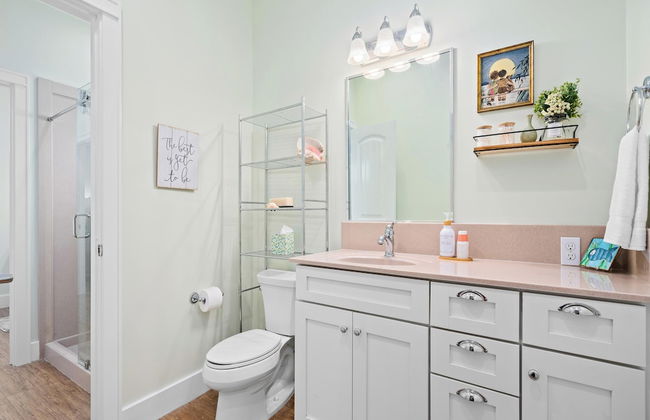 Magnolia Cottage by Miss Kitty’s - Photo 8