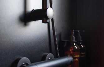 Tiny-Hausboot LIKEDEELER mit Dachterasse und Kamin - Foto 8