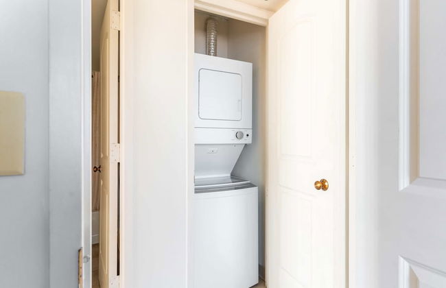 Premium A-Location Apartment - Photo 50