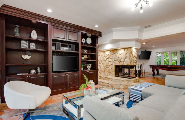 Coral Ridge Getaway by Avantstay Pool Hot Tub Billiards 5mins to Beach - Foto 12