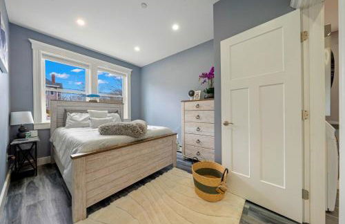 Luxe Coastal Retreat with Hot Tub & Spring Fires - Foto 17