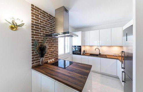 Relaxing Holiday Home With Pool, Fitness Area, and Entertainment Facilities - Photo 45