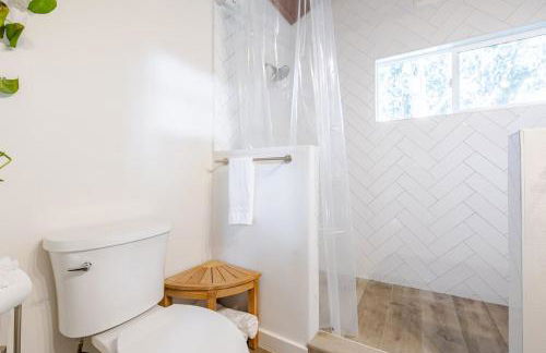 Secluded Lake Cottage with Hot Tub - Foto 11