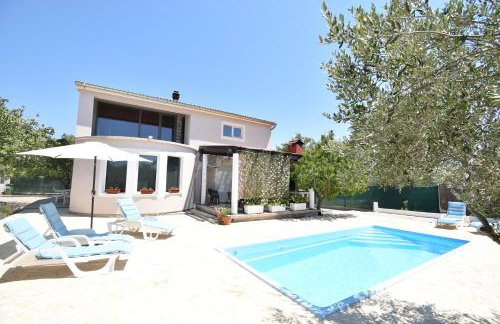 Villa Bubica- cozy holiday home in rural area with pool - Photo 61