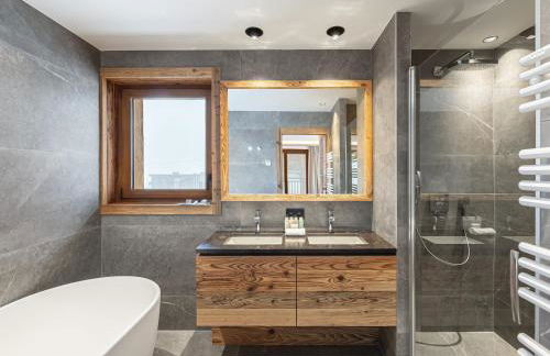 Chalet spacieux à Courchevel avec piscine et sauna - FR-1-568-27 - Foto 11