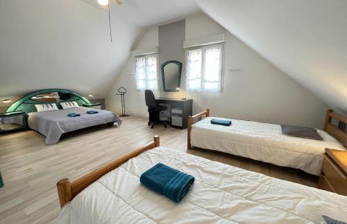 Villa Isaac - Piscine naturelle - Proche Boulerie Jump - 8p - Foto 5