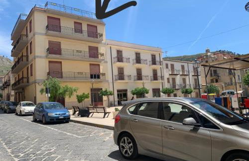 House Piazza Umberto - Foto 1