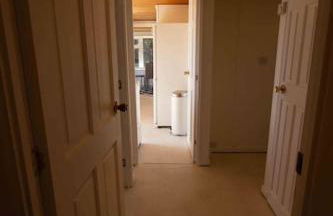 The Little House - Photo 17