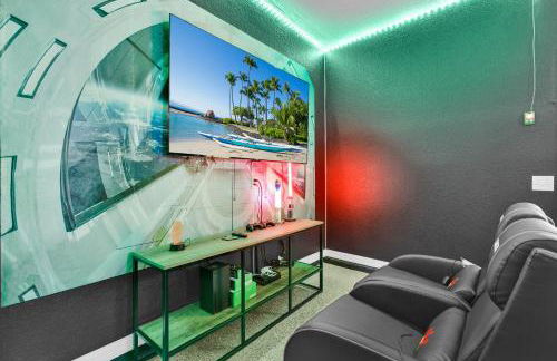 Gorgeous Family Home w Pool, pool Spa, BBQ, Game Room - Foto 29