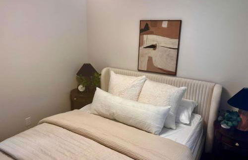 North End - Hyde Park - Hot Tub- Downtown - 3 BR - Foto 17