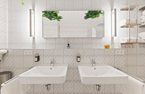 SeePanorama-Deluxe-Sauna-Massage-Garten-Tranpolin-Tischkicker-Tropical-BBQ-Parken - Foto 10