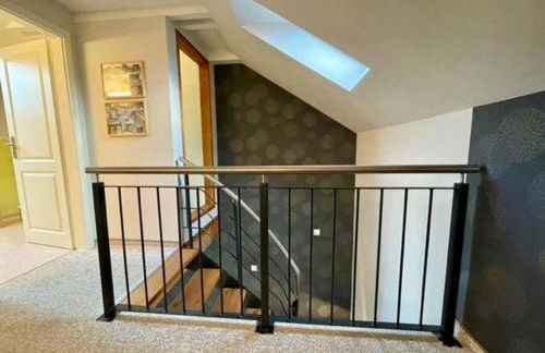 Urlaubsbahnhof - "Wartehalle" - Foto 8