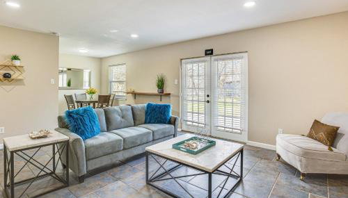 5 Mi to Fort Worth Stockyards Home with Yard! - Foto 1