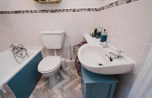 Hoole House - Photo 11