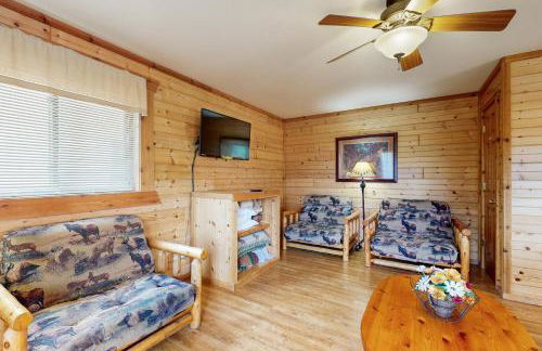 Adventure Basecamp! Three Bears Resort Retreat - Foto 5