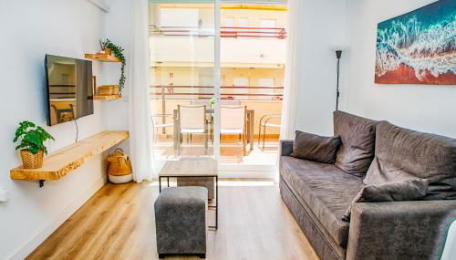 Apartamento Sereno 3 | Piscina, Garaje, Terraza y Playa - Foto 2