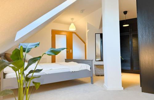 Zentrale, Designer Maisonette Wohnung mit Galerie, Gruppen- und Kinderfreundlich, Smart TV - Foto 4