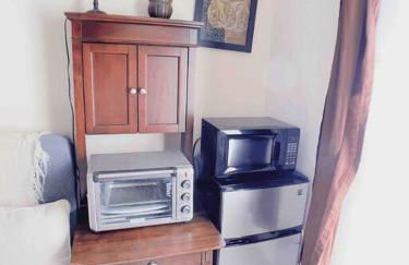 Walkable Uptown area, King Suite, Quiet and Private - Foto 18