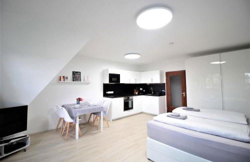 City Apartment - Old Main Bridge, own garage parking space - Foto 12