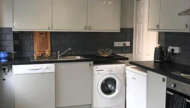 Welsh Getaway Home No 1 - 10 mins to Bike Park Wales - Foto 3, stove, dishwasher