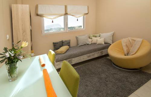 Home Suites - Photo 28