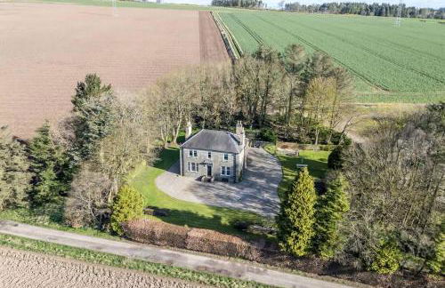 The Farmhouse - Countryside Escape with Hot Tub - Foto 24