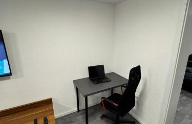 Luxus-Apartment im Herzen von Ludwigsburg - - WLAN - Klima - 24h Check-In - Waschmaschine - Terrasse - 200m vom Schloss und vom Ludwigsburger Marktplatz - - - Foto 8