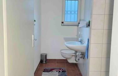 Tiny Bungalow, Check-In Kontaktlos, Zentral, Duisburg - Photo 9