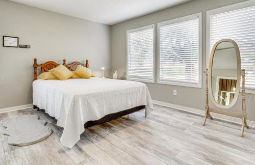 Pensacola Home with Screened Porch 10 Mi to Beach! - Foto 13