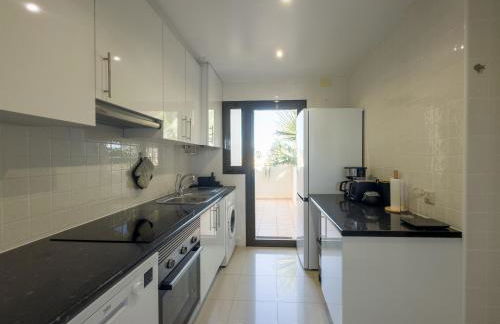 Ático de 2 dormitorios con terraza y piscina en Roda Golf - Almyra - Foto 24