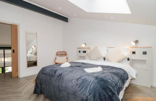 Linden Barn - Photo 32